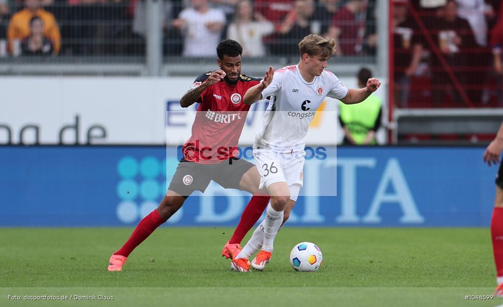 FC Sankt Pauli, FC St. Pauli, SV Wehen Wiesbaden, 2. Bundesliga, Liga, 2. Liga, Voetball, Sport, Le Football, Germany, Futbol, Fotball, Fussball, Deutschland, DFL, DFB, Calcio, 2023/24, Saison 2023/2024 - Bild-ID: 1048599 FC Sankt Pauli, FC St. Pauli, SV Wehen Wiesbaden, 2. Bundesliga, Liga, 2. Liga, Voetball, Sport, Le Football, Germany, Futbol, Fotball, Fussball, Deutschland, DFL, DFB, Calcio, 2023/24, Saison 2023/2024 - Bild-ID: 1048599