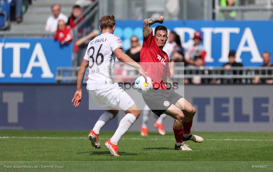 FC Sankt Pauli, FC St. Pauli, SV Wehen Wiesbaden, 2. Bundesliga, Liga, 2. Liga, Voetball, Sport, Le Football, Germany, Futbol, Fotball, Fussball, Deutschland, DFL, DFB, Calcio, 2023/24, Saison 2023/2024 - Bild-ID: 1048607 FC Sankt Pauli, FC St. Pauli, SV Wehen Wiesbaden, 2. Bundesliga, Liga, 2. Liga, Voetball, Sport, Le Football, Germany, Futbol, Fotball, Fussball, Deutschland, DFL, DFB, Calcio, 2023/24, Saison 2023/2024 - Bild-ID: 1048607