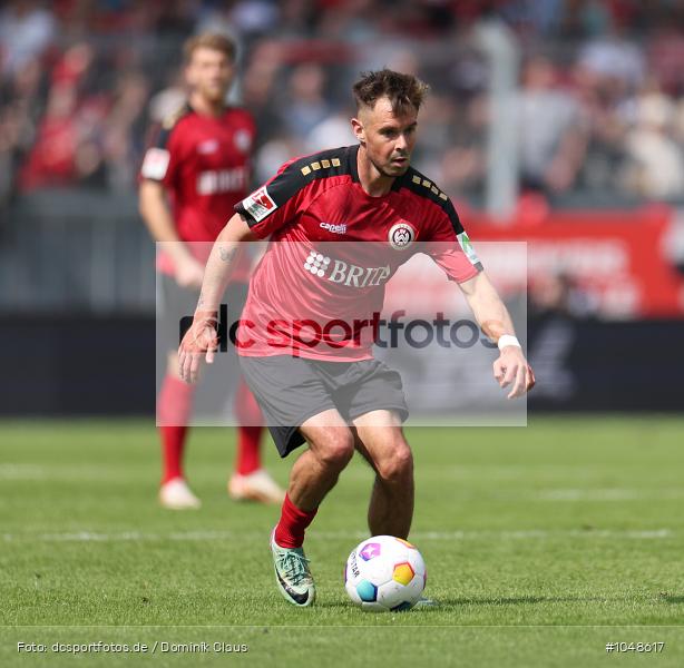 FC Sankt Pauli, FC St. Pauli, SV Wehen Wiesbaden, 2. Bundesliga, Liga, 2. Liga, Voetball, Sport, Le Football, Germany, Futbol, Fotball, Fussball, Deutschland, DFL, DFB, Calcio, 2023/24, Saison 2023/2024 - Bild-ID: 1048617 FC Sankt Pauli, FC St. Pauli, SV Wehen Wiesbaden, 2. Bundesliga, Liga, 2. Liga, Voetball, Sport, Le Football, Germany, Futbol, Fotball, Fussball, Deutschland, DFL, DFB, Calcio, 2023/24, Saison 2023/2024 - Bild-ID: 1048617