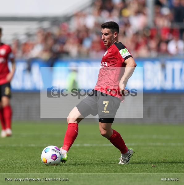 FC Sankt Pauli, FC St. Pauli, SV Wehen Wiesbaden, 2. Bundesliga, Liga, 2. Liga, Voetball, Sport, Le Football, Germany, Futbol, Fotball, Fussball, Deutschland, DFL, DFB, Calcio, 2023/24, Saison 2023/2024 - Bild-ID: 1048632 FC Sankt Pauli, FC St. Pauli, SV Wehen Wiesbaden, 2. Bundesliga, Liga, 2. Liga, Voetball, Sport, Le Football, Germany, Futbol, Fotball, Fussball, Deutschland, DFL, DFB, Calcio, 2023/24, Saison 2023/2024 - Bild-ID: 1048632