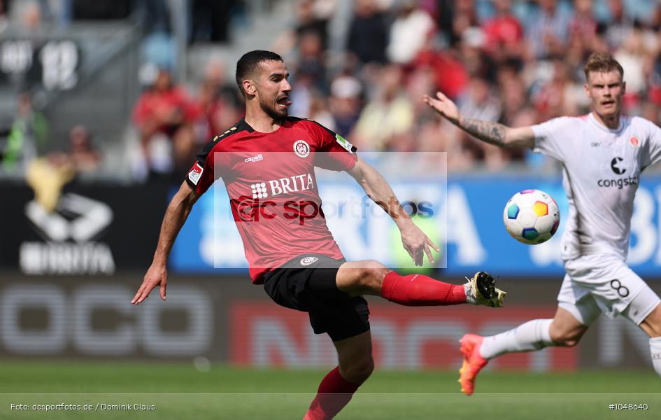 FC Sankt Pauli, FC St. Pauli, SV Wehen Wiesbaden, 2. Bundesliga, Liga, 2. Liga, Voetball, Sport, Le Football, Germany, Futbol, Fotball, Fussball, Deutschland, DFL, DFB, Calcio, 2023/24, Saison 2023/2024 - Bild-ID: 1048640 FC Sankt Pauli, FC St. Pauli, SV Wehen Wiesbaden, 2. Bundesliga, Liga, 2. Liga, Voetball, Sport, Le Football, Germany, Futbol, Fotball, Fussball, Deutschland, DFL, DFB, Calcio, 2023/24, Saison 2023/2024 - Bild-ID: 1048640