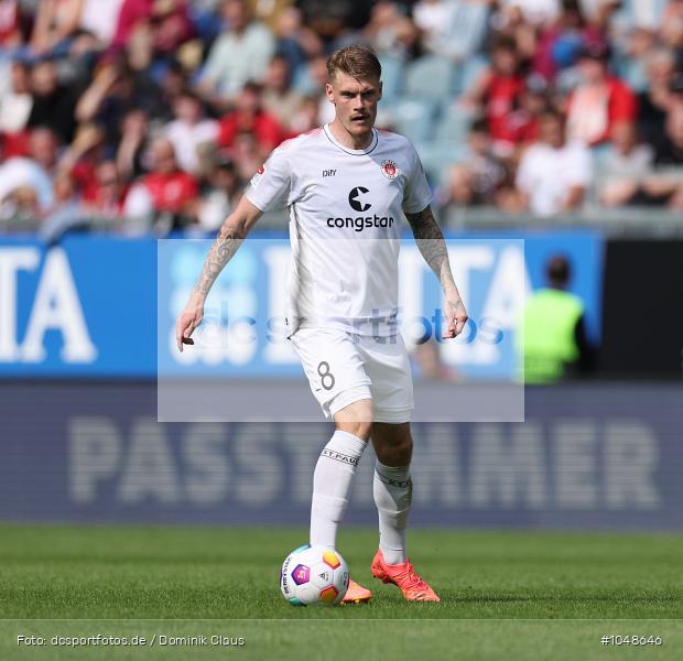 FC Sankt Pauli, FC St. Pauli, SV Wehen Wiesbaden, 2. Bundesliga, Liga, 2. Liga, Voetball, Sport, Le Football, Germany, Futbol, Fotball, Fussball, Deutschland, DFL, DFB, Calcio, 2023/24, Saison 2023/2024 - Bild-ID: 1048646