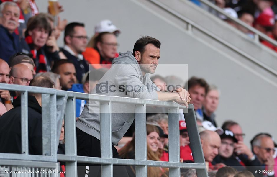 FC Sankt Pauli, FC St. Pauli, SV Wehen Wiesbaden, 2. Bundesliga, Liga, 2. Liga, Voetball, Sport, Le Football, Germany, Futbol, Fotball, Fussball, Deutschland, DFL, DFB, Calcio, 2023/24, Saison 2023/2024 - Bild-ID: 1048666 FC Sankt Pauli, FC St. Pauli, SV Wehen Wiesbaden, 2. Bundesliga, Liga, 2. Liga, Voetball, Sport, Le Football, Germany, Futbol, Fotball, Fussball, Deutschland, DFL, DFB, Calcio, 2023/24, Saison 2023/2024 - Bild-ID: 1048666