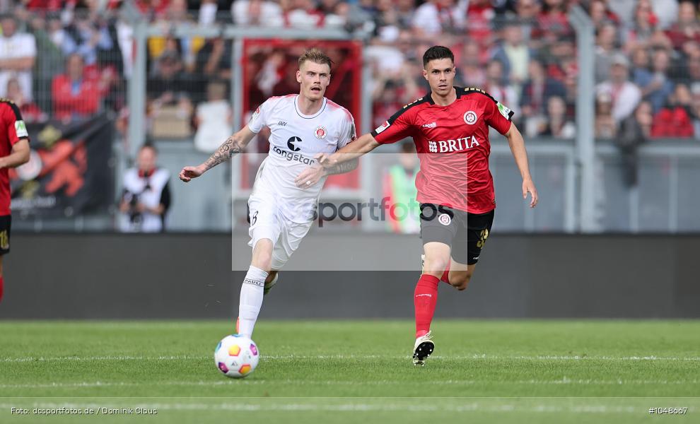 FC Sankt Pauli, FC St. Pauli, SV Wehen Wiesbaden, 2. Bundesliga, Liga, 2. Liga, Voetball, Sport, Le Football, Germany, Futbol, Fotball, Fussball, Deutschland, DFL, DFB, Calcio, 2023/24, Saison 2023/2024 - Bild-ID: 1048667 FC Sankt Pauli, FC St. Pauli, SV Wehen Wiesbaden, 2. Bundesliga, Liga, 2. Liga, Voetball, Sport, Le Football, Germany, Futbol, Fotball, Fussball, Deutschland, DFL, DFB, Calcio, 2023/24, Saison 2023/2024 - Bild-ID: 1048667