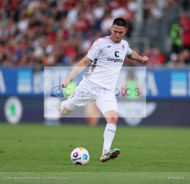 FC Sankt Pauli, FC St. Pauli, SV Wehen Wiesbaden, 2. Bundesliga, Liga, 2. Liga, Voetball, Sport, Le Football, Germany, Futbol, Fotball, Fussball, Deutschland, DFL, DFB, Calcio, 2023/24, Saison 2023/2024 - Bild-ID: 1048673 FC Sankt Pauli, FC St. Pauli, SV Wehen Wiesbaden, 2. Bundesliga, Liga, 2. Liga, Voetball, Sport, Le Football, Germany, Futbol, Fotball, Fussball, Deutschland, DFL, DFB, Calcio, 2023/24, Saison 2023/2024 - Bild-ID: 1048673
