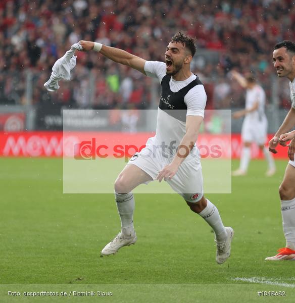 FC Sankt Pauli, FC St. Pauli, SV Wehen Wiesbaden, 2. Bundesliga, Liga, 2. Liga, Voetball, Sport, Le Football, Germany, Futbol, Fotball, Fussball, Deutschland, DFL, DFB, Calcio, 2023/24, Saison 2023/2024 - Bild-ID: 1048682 FC Sankt Pauli, FC St. Pauli, SV Wehen Wiesbaden, 2. Bundesliga, Liga, 2. Liga, Voetball, Sport, Le Football, Germany, Futbol, Fotball, Fussball, Deutschland, DFL, DFB, Calcio, 2023/24, Saison 2023/2024 - Bild-ID: 1048682