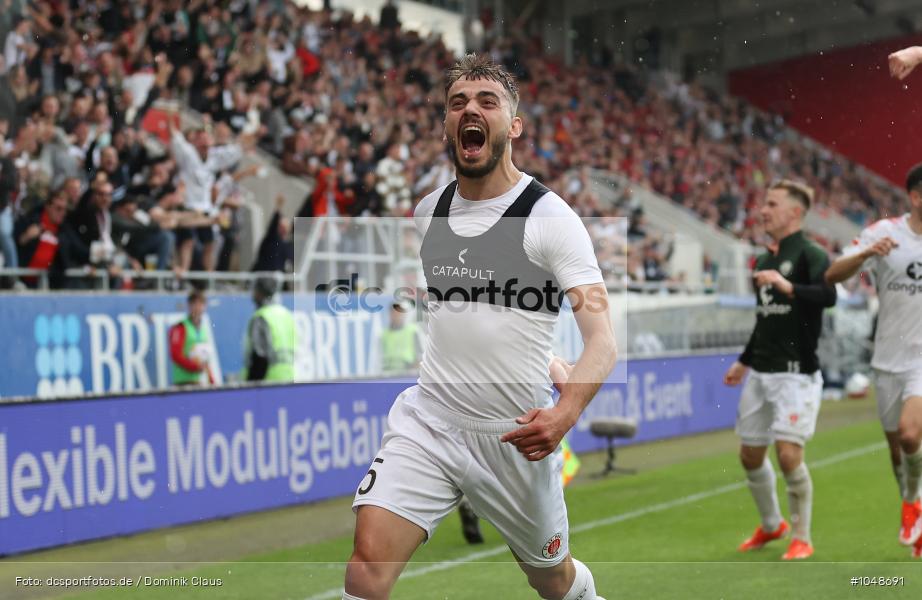 FC Sankt Pauli, FC St. Pauli, SV Wehen Wiesbaden, 2. Bundesliga, Liga, 2. Liga, Voetball, Sport, Le Football, Germany, Futbol, Fotball, Fussball, Deutschland, DFL, DFB, Calcio, 2023/24, Saison 2023/2024 - Bild-ID: 1048691 FC Sankt Pauli, FC St. Pauli, SV Wehen Wiesbaden, 2. Bundesliga, Liga, 2. Liga, Voetball, Sport, Le Football, Germany, Futbol, Fotball, Fussball, Deutschland, DFL, DFB, Calcio, 2023/24, Saison 2023/2024 - Bild-ID: 1048691