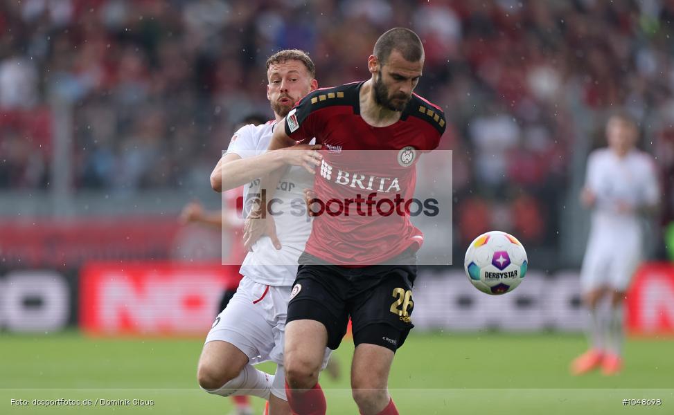 FC Sankt Pauli, FC St. Pauli, SV Wehen Wiesbaden, 2. Bundesliga, Liga, 2. Liga, Voetball, Sport, Le Football, Germany, Futbol, Fotball, Fussball, Deutschland, DFL, DFB, Calcio, 2023/24, Saison 2023/2024 - Bild-ID: 1048698 FC Sankt Pauli, FC St. Pauli, SV Wehen Wiesbaden, 2. Bundesliga, Liga, 2. Liga, Voetball, Sport, Le Football, Germany, Futbol, Fotball, Fussball, Deutschland, DFL, DFB, Calcio, 2023/24, Saison 2023/2024 - Bild-ID: 1048698