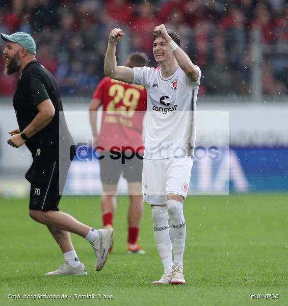 FC Sankt Pauli, FC St. Pauli, SV Wehen Wiesbaden, 2. Bundesliga, Liga, 2. Liga, Voetball, Sport, Le Football, Germany, Futbol, Fotball, Fussball, Deutschland, DFL, DFB, Calcio, 2023/24, Saison 2023/2024 - Bild-ID: 1048700 FC Sankt Pauli, FC St. Pauli, SV Wehen Wiesbaden, 2. Bundesliga, Liga, 2. Liga, Voetball, Sport, Le Football, Germany, Futbol, Fotball, Fussball, Deutschland, DFL, DFB, Calcio, 2023/24, Saison 2023/2024 - Bild-ID: 1048700