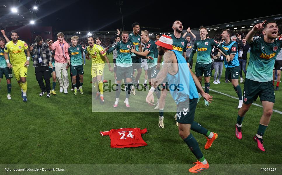 SSV Jahn Regensburg, SV Wehen Wiesbaden, Relegation, 3. Liga, 2. Bundesliga, Liga, 2. Liga, Voetball, Sport, Le Football, Germany, Futbol, Fotball, Fussball, Deutschland, DFL, DFB, Calcio, 2023/24, Saison 2023/2024 - Bild-ID: 1049229