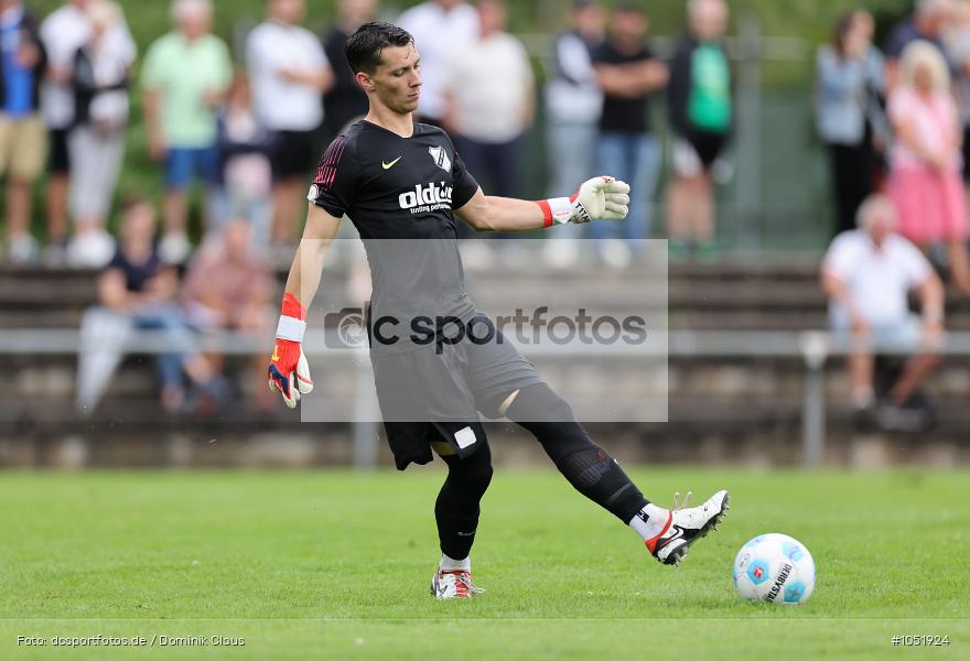 VfR Groß-Gerau, Rot-Weiß Darmstadt, Verbandsliga, Voetball, Sport, Le Football, Germany, Futbol, Fotball, Fussball, Deutschland, DFL, DFB, Calcio, 2024/25, Saison 2024/2025 - Bild-ID: 1051924 VfR Groß-Gerau, Rot-Weiß Darmstadt, Verbandsliga, Voetball, Sport, Le Football, Germany, Futbol, Fotball, Fussball, Deutschland, DFL, DFB, Calcio, 2024/25, Saison 2024/2025 - Bild-ID: 1051924