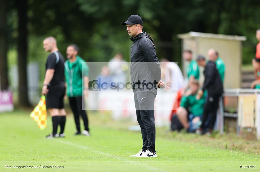 VfR Groß-Gerau, Rot-Weiß Darmstadt, Verbandsliga, Voetball, Sport, Le Football, Germany, Futbol, Fotball, Fussball, Deutschland, DFL, DFB, Calcio, 2024/25, Saison 2024/2025 - Bild-ID: 1051940 VfR Groß-Gerau, Rot-Weiß Darmstadt, Verbandsliga, Voetball, Sport, Le Football, Germany, Futbol, Fotball, Fussball, Deutschland, DFL, DFB, Calcio, 2024/25, Saison 2024/2025 - Bild-ID: 1051940