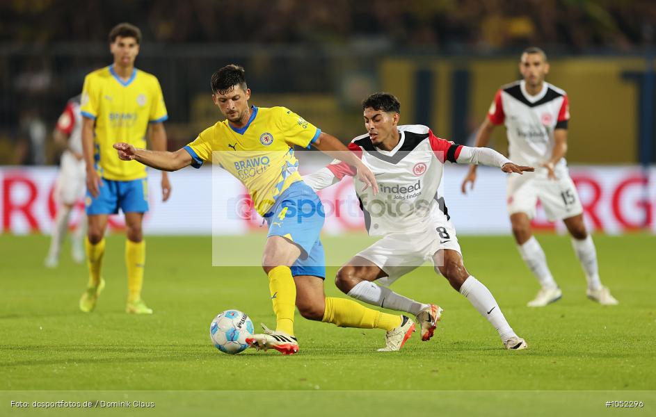 Eintracht Frankfurt, Eintracht Braunschweig, Pokal, DFB-Pokal, Voetball, Sport, Le Football, Germany, Futbol, Fotball, Fussball, Deutschland, DFL, DFB, Calcio, 2024/25, Saison 2024/2025 - Bild-ID: 1052296