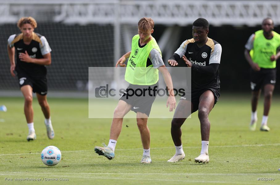 Eintracht Frankfurt, Training, Bundesliga, Voetball, Sport, Le Football, Germany, Futbol, Fotball, Fussball, Deutschland, DFL, DFB, Calcio, 2024/25, Saison 2024/2025 - Bild-ID: 1052696