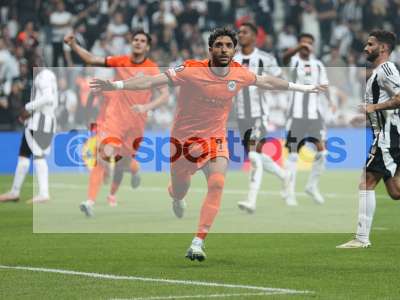 Fotos von Besiktas JK - Eintracht Frankfurt auf dcsportfotos.de