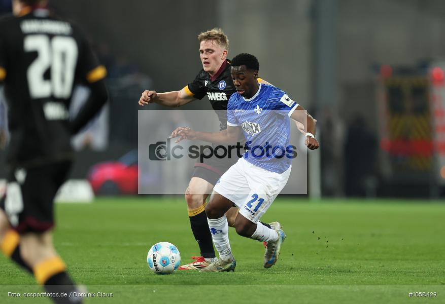 Karlsruher SC, SV Darmstadt 98, 2. Liga, 2. Bundesliga, Bundesliga, Liga, Voetball, Sport, Le Football, Germany, Futbol, Fotball, Fussball, Deutschland, DFL, DFB, Calcio, 2024/25, Saison 2024/2025 - Bild-ID: 1058429 Karlsruher SC, SV Darmstadt 98, 2. Liga, 2. Bundesliga, Bundesliga, Liga, Voetball, Sport, Le Football, Germany, Futbol, Fotball, Fussball, Deutschland, DFL, DFB, Calcio, 2024/25, Saison 2024/2025 - Bild-ID: 1058429