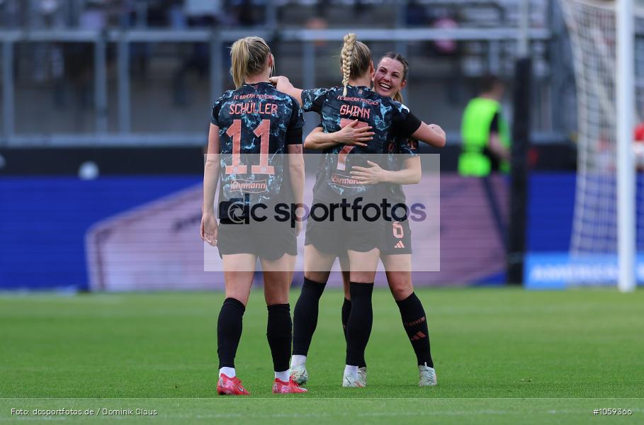 FC Bayern München, Eintracht Frankfurt, Frauen, 1. Bundesliga, Bundesliga, Voetball, Sport, Le Football, Germany, Futbol, Fotball, Fussball, Deutschland, DFL, DFB, Calcio, 2024/25, Saison 2024/2025 - Bild-ID: 1059366 FC Bayern München, Eintracht Frankfurt, Frauen, 1. Bundesliga, Bundesliga, Voetball, Sport, Le Football, Germany, Futbol, Fotball, Fussball, Deutschland, DFL, DFB, Calcio, 2024/25, Saison 2024/2025 - Bild-ID: 1059366