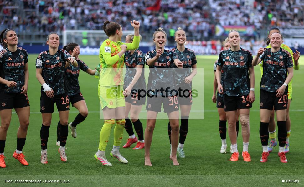 FC Bayern München, Eintracht Frankfurt, Frauen, 1. Bundesliga, Bundesliga, Voetball, Sport, Le Football, Germany, Futbol, Fotball, Fussball, Deutschland, DFL, DFB, Calcio, 2024/25, Saison 2024/2025 - Bild-ID: 1059381 FC Bayern München, Eintracht Frankfurt, Frauen, 1. Bundesliga, Bundesliga, Voetball, Sport, Le Football, Germany, Futbol, Fotball, Fussball, Deutschland, DFL, DFB, Calcio, 2024/25, Saison 2024/2025 - Bild-ID: 1059381