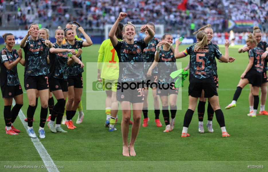 FC Bayern München, Eintracht Frankfurt, Frauen, 1. Bundesliga, Bundesliga, Voetball, Sport, Le Football, Germany, Futbol, Fotball, Fussball, Deutschland, DFL, DFB, Calcio, 2024/25, Saison 2024/2025 - Bild-ID: 1059383 FC Bayern München, Eintracht Frankfurt, Frauen, 1. Bundesliga, Bundesliga, Voetball, Sport, Le Football, Germany, Futbol, Fotball, Fussball, Deutschland, DFL, DFB, Calcio, 2024/25, Saison 2024/2025 - Bild-ID: 1059383