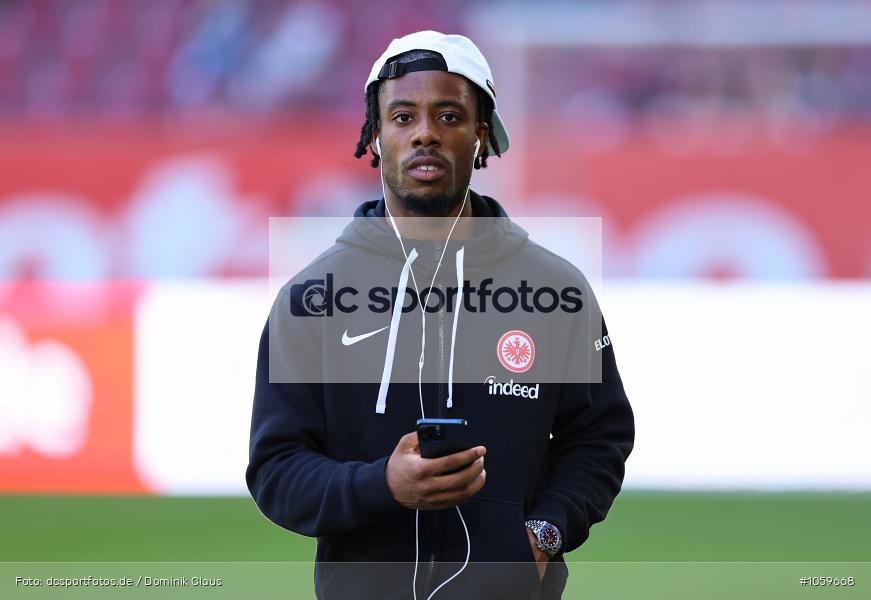 Eintracht Frankfurt, FC Augsburg, 1. Bundesliga, Bundesliga, Voetball, Sport, Le Football, Germany, Futbol, Fotball, Fussball, Deutschland, DFL, DFB, Calcio, 2024/25, Saison 2024/2025 - Bild-ID: 1059668 Eintracht Frankfurt, FC Augsburg, 1. Bundesliga, Bundesliga, Voetball, Sport, Le Football, Germany, Futbol, Fotball, Fussball, Deutschland, DFL, DFB, Calcio, 2024/25, Saison 2024/2025 - Bild-ID: 1059668
