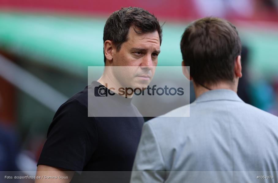 Eintracht Frankfurt, FC Augsburg, 1. Bundesliga, Bundesliga, Voetball, Sport, Le Football, Germany, Futbol, Fotball, Fussball, Deutschland, DFL, DFB, Calcio, 2024/25, Saison 2024/2025 - Bild-ID: 1059676 Eintracht Frankfurt, FC Augsburg, 1. Bundesliga, Bundesliga, Voetball, Sport, Le Football, Germany, Futbol, Fotball, Fussball, Deutschland, DFL, DFB, Calcio, 2024/25, Saison 2024/2025 - Bild-ID: 1059676