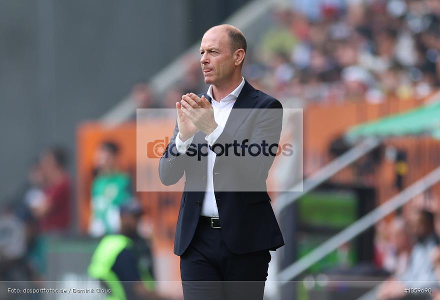Eintracht Frankfurt, FC Augsburg, 1. Bundesliga, Bundesliga, Voetball, Sport, Le Football, Germany, Futbol, Fotball, Fussball, Deutschland, DFL, DFB, Calcio, 2024/25, Saison 2024/2025 - Bild-ID: 1059690 Eintracht Frankfurt, FC Augsburg, 1. Bundesliga, Bundesliga, Voetball, Sport, Le Football, Germany, Futbol, Fotball, Fussball, Deutschland, DFL, DFB, Calcio, 2024/25, Saison 2024/2025 - Bild-ID: 1059690