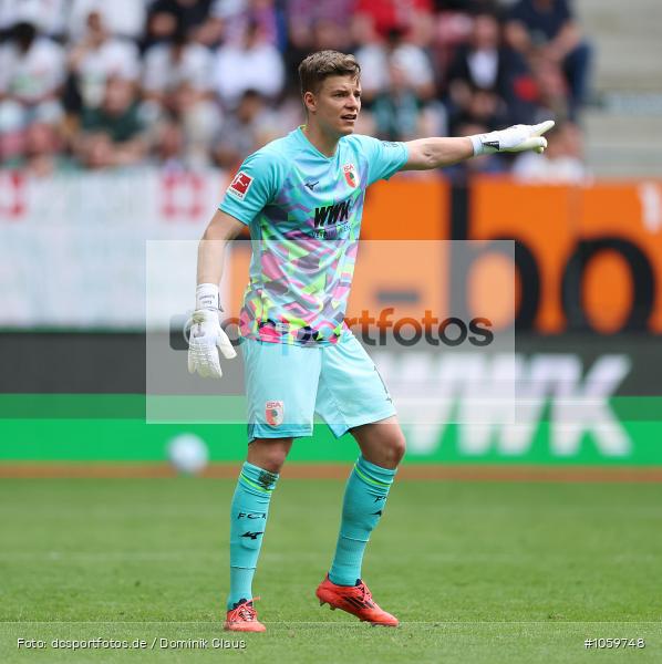 Eintracht Frankfurt, FC Augsburg, 1. Bundesliga, Bundesliga, Voetball, Sport, Le Football, Germany, Futbol, Fotball, Fussball, Deutschland, DFL, DFB, Calcio, 2024/25, Saison 2024/2025 - Bild-ID: 1059748 Eintracht Frankfurt, FC Augsburg, 1. Bundesliga, Bundesliga, Voetball, Sport, Le Football, Germany, Futbol, Fotball, Fussball, Deutschland, DFL, DFB, Calcio, 2024/25, Saison 2024/2025 - Bild-ID: 1059748