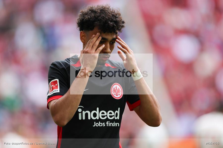 Eintracht Frankfurt, FC Augsburg, 1. Bundesliga, Bundesliga, Voetball, Sport, Le Football, Germany, Futbol, Fotball, Fussball, Deutschland, DFL, DFB, Calcio, 2024/25, Saison 2024/2025 - Bild-ID: 1059755 Eintracht Frankfurt, FC Augsburg, 1. Bundesliga, Bundesliga, Voetball, Sport, Le Football, Germany, Futbol, Fotball, Fussball, Deutschland, DFL, DFB, Calcio, 2024/25, Saison 2024/2025 - Bild-ID: 1059755