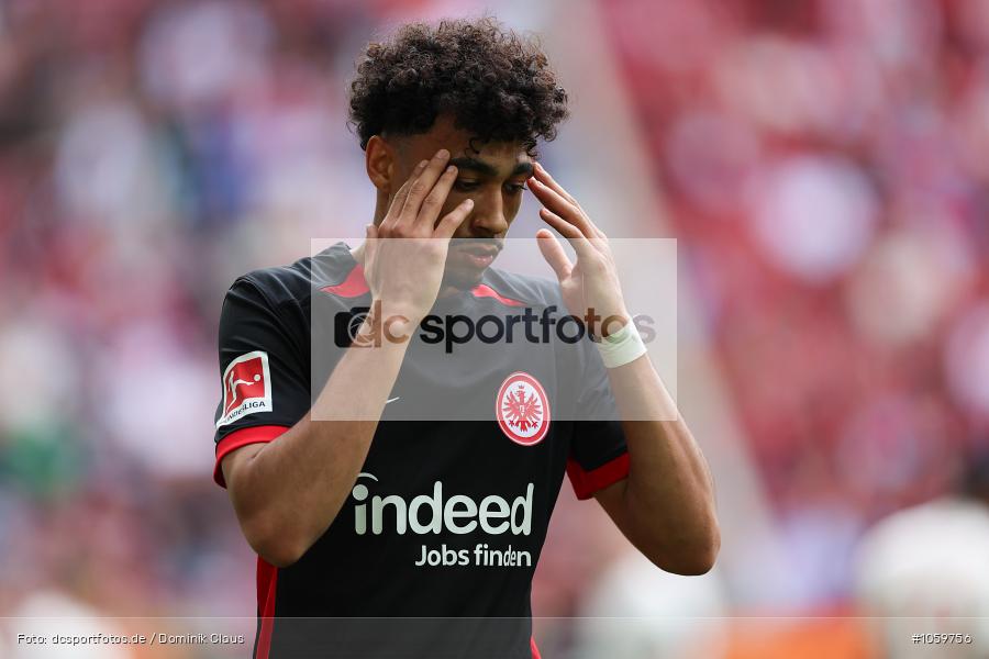 Eintracht Frankfurt, FC Augsburg, 1. Bundesliga, Bundesliga, Voetball, Sport, Le Football, Germany, Futbol, Fotball, Fussball, Deutschland, DFL, DFB, Calcio, 2024/25, Saison 2024/2025 - Bild-ID: 1059756 Eintracht Frankfurt, FC Augsburg, 1. Bundesliga, Bundesliga, Voetball, Sport, Le Football, Germany, Futbol, Fotball, Fussball, Deutschland, DFL, DFB, Calcio, 2024/25, Saison 2024/2025 - Bild-ID: 1059756
