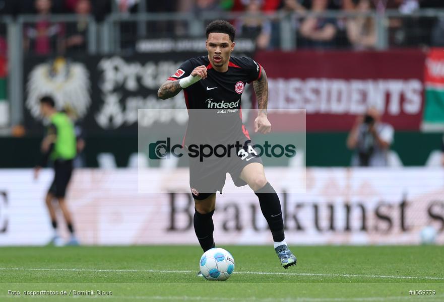 Eintracht Frankfurt, FC Augsburg, 1. Bundesliga, Bundesliga, Voetball, Sport, Le Football, Germany, Futbol, Fotball, Fussball, Deutschland, DFL, DFB, Calcio, 2024/25, Saison 2024/2025 - Bild-ID: 1059779 Eintracht Frankfurt, FC Augsburg, 1. Bundesliga, Bundesliga, Voetball, Sport, Le Football, Germany, Futbol, Fotball, Fussball, Deutschland, DFL, DFB, Calcio, 2024/25, Saison 2024/2025 - Bild-ID: 1059779