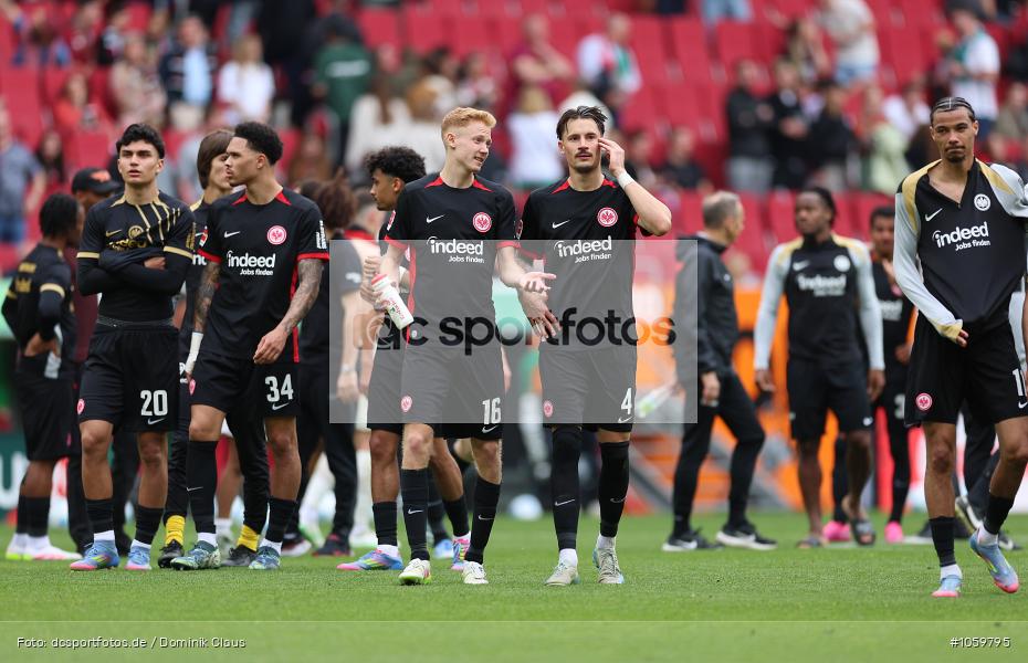 Eintracht Frankfurt, FC Augsburg, 1. Bundesliga, Bundesliga, Voetball, Sport, Le Football, Germany, Futbol, Fotball, Fussball, Deutschland, DFL, DFB, Calcio, 2024/25, Saison 2024/2025 - Bild-ID: 1059795 Eintracht Frankfurt, FC Augsburg, 1. Bundesliga, Bundesliga, Voetball, Sport, Le Football, Germany, Futbol, Fotball, Fussball, Deutschland, DFL, DFB, Calcio, 2024/25, Saison 2024/2025 - Bild-ID: 1059795