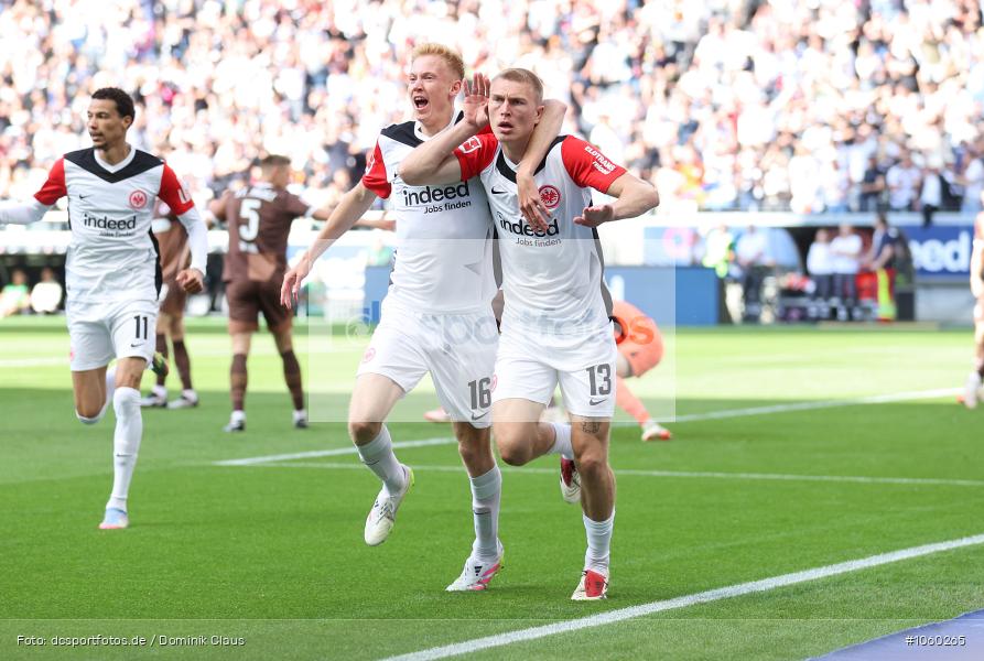 FC St. Pauli, Eintracht Frankfurt, Bundesliga, Voetball, Sport, Le Football, Germany, Futbol, Fotball, Fussball, Deutschland, DFL, DFB, Calcio, 2024/25, Saison 2024/2025 - Bild-ID: 1060265