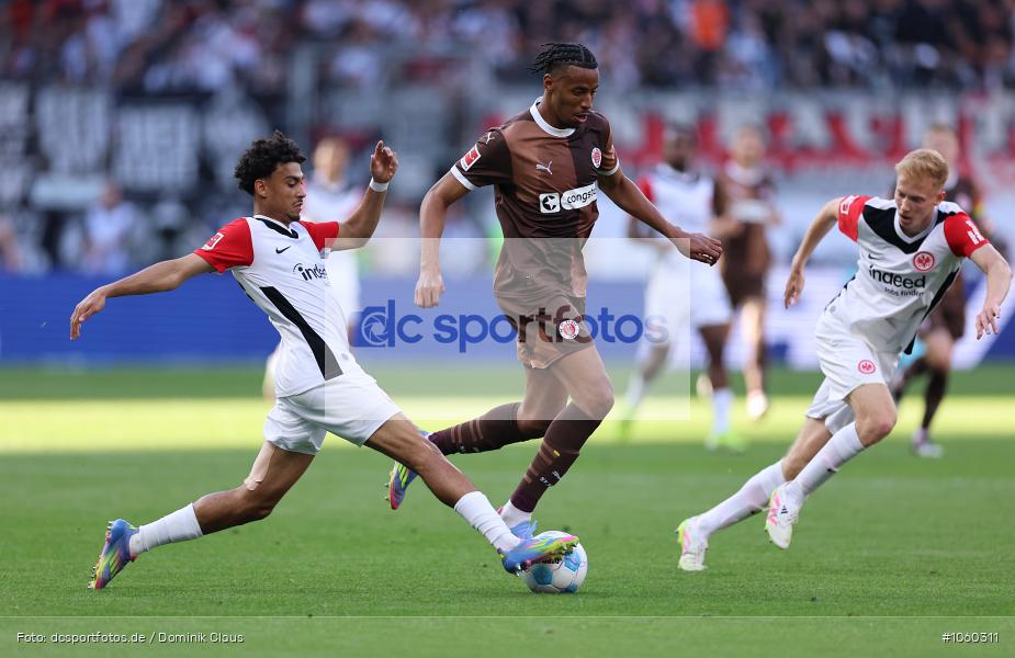 FC St. Pauli, Eintracht Frankfurt, Bundesliga, Voetball, Sport, Le Football, Germany, Futbol, Fotball, Fussball, Deutschland, DFL, DFB, Calcio, 2024/25, Saison 2024/2025 - Bild-ID: 1060311