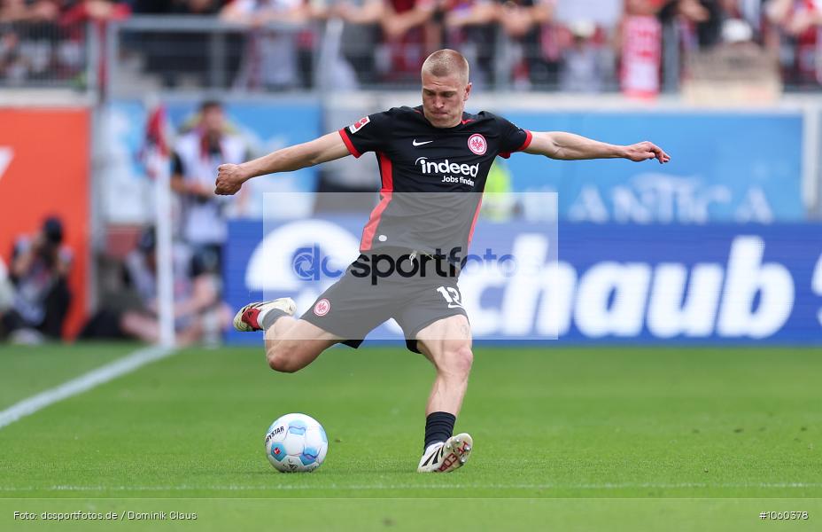 Eintracht Frankfurt, SC Freiburg, 1. Bundesliga, Bundesliga, Voetball, Sport, Le Football, Germany, Futbol, Fotball, Fussball, Deutschland, DFL, DFB, Calcio, 2024/25, Saison 2024/2025 - Bild-ID: 1060378