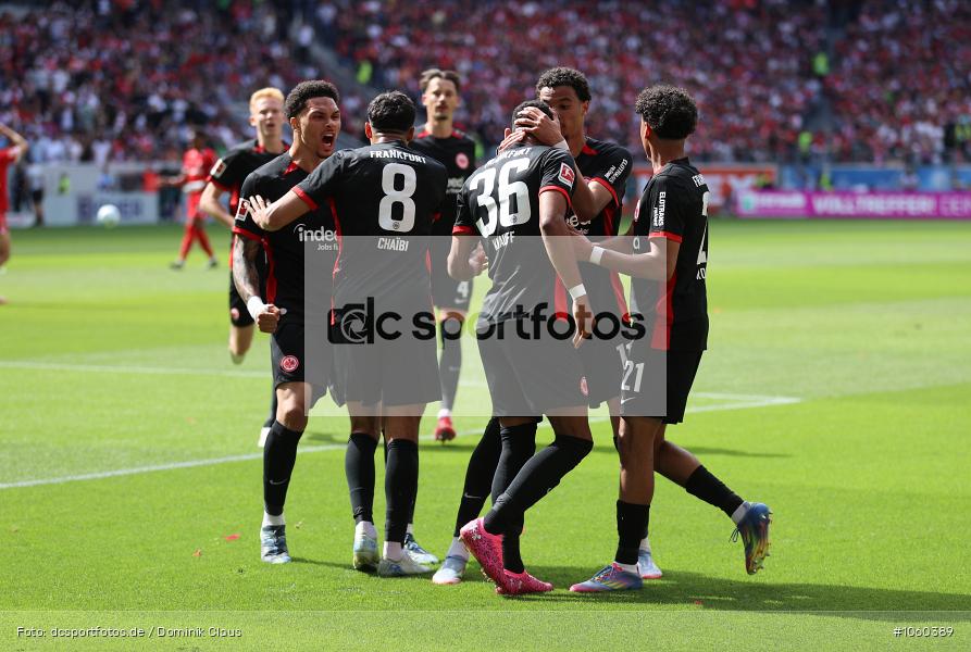 Eintracht Frankfurt, SC Freiburg, 1. Bundesliga, Bundesliga, Voetball, Sport, Le Football, Germany, Futbol, Fotball, Fussball, Deutschland, DFL, DFB, Calcio, 2024/25, Saison 2024/2025 - Bild-ID: 1060389