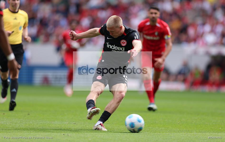 Eintracht Frankfurt, SC Freiburg, 1. Bundesliga, Bundesliga, Voetball, Sport, Le Football, Germany, Futbol, Fotball, Fussball, Deutschland, DFL, DFB, Calcio, 2024/25, Saison 2024/2025 - Bild-ID: 1060403