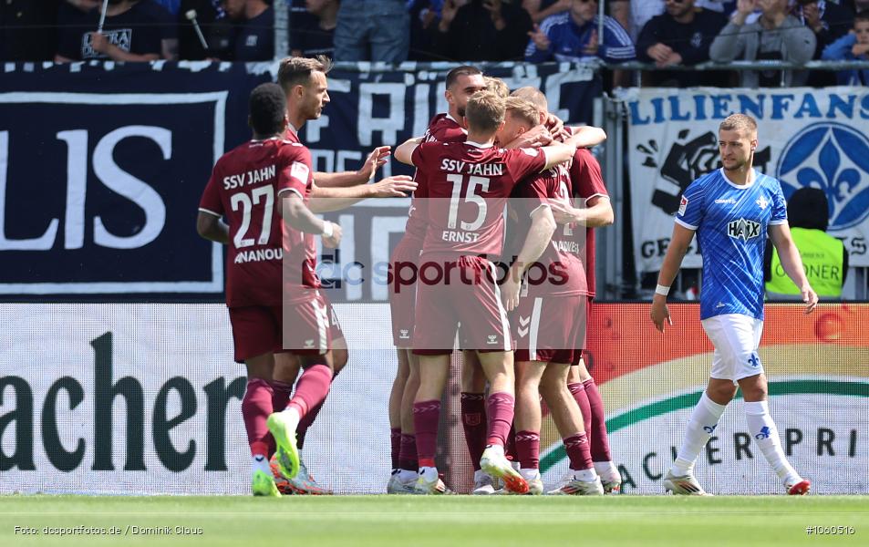 SSV Jahn Regensburg, SV Darmstadt 98, 2. Liga, 2. Bundesliga, Bundesliga, Liga, Voetball, Sport, Le Football, Germany, Futbol, Fotball, Fussball, Deutschland, DFL, DFB, Calcio, 2024/25, Saison 2024/2025 - Bild-ID: 1060516