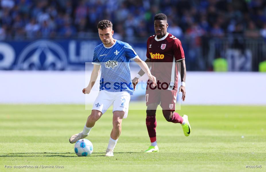 SSV Jahn Regensburg, SV Darmstadt 98, 2. Liga, 2. Bundesliga, Bundesliga, Liga, Voetball, Sport, Le Football, Germany, Futbol, Fotball, Fussball, Deutschland, DFL, DFB, Calcio, 2024/25, Saison 2024/2025 - Bild-ID: 1060545