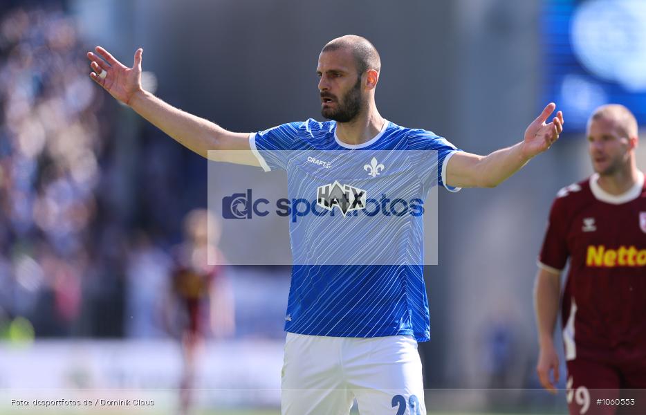 SSV Jahn Regensburg, SV Darmstadt 98, 2. Liga, 2. Bundesliga, Bundesliga, Liga, Voetball, Sport, Le Football, Germany, Futbol, Fotball, Fussball, Deutschland, DFL, DFB, Calcio, 2024/25, Saison 2024/2025 - Bild-ID: 1060553