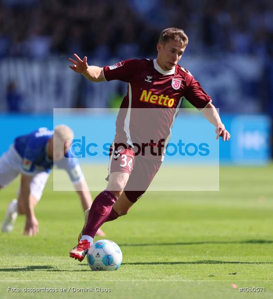 SSV Jahn Regensburg, SV Darmstadt 98, 2. Liga, 2. Bundesliga, Bundesliga, Liga, Voetball, Sport, Le Football, Germany, Futbol, Fotball, Fussball, Deutschland, DFL, DFB, Calcio, 2024/25, Saison 2024/2025 - Bild-ID: 1060571