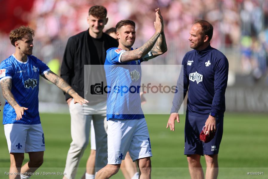 SSV Jahn Regensburg, SV Darmstadt 98, 2. Liga, 2. Bundesliga, Bundesliga, Liga, Voetball, Sport, Le Football, Germany, Futbol, Fotball, Fussball, Deutschland, DFL, DFB, Calcio, 2024/25, Saison 2024/2025 - Bild-ID: 1060591