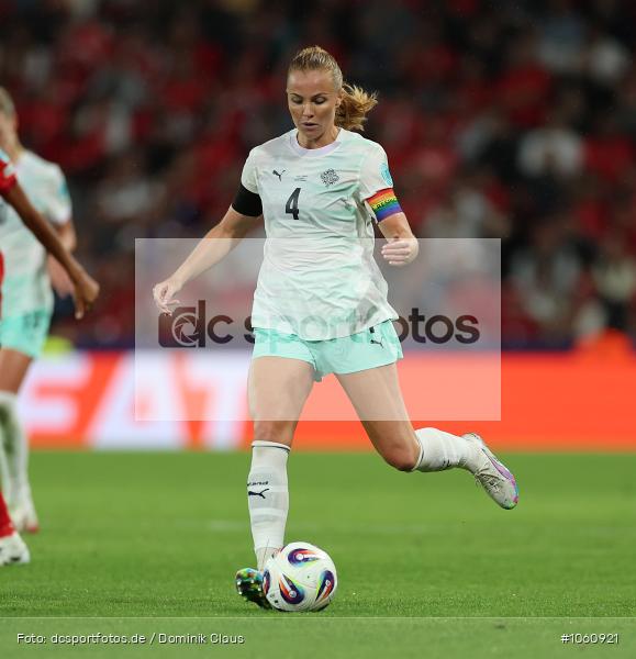 Island, Schweiz, Europameisterschaft, UEFA Womens EURO 2025, Womens, Voetball, Sport, Le Football, Germany, Futbol, Fotball, Fussball, Calcio, 2025/26, Saison 2025/2026 - Bild-ID: 1060921