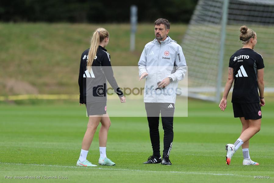 Eintracht Frankfurt, Training, Bundesliga, Voetball, Sport, Le Football, Germany, Futbol, Fotball, Fussball, Deutschland, DFL, DFB, Calcio, 2025/26, Saison 2025/2026 - Bild-ID: 1061170