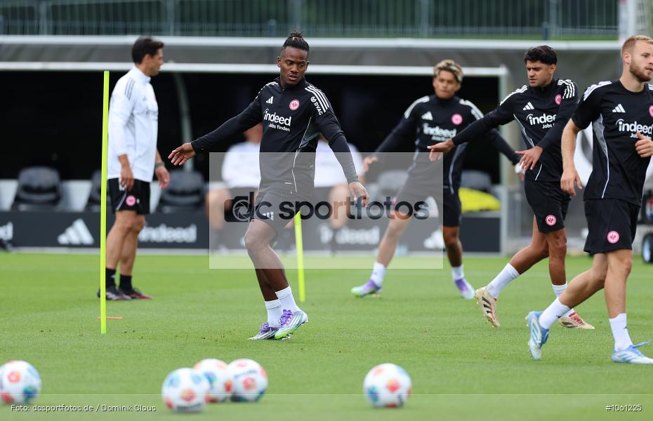 Eintracht Frankfurt, Training, Bundesliga, Voetball, Sport, Le Football, Germany, Futbol, Fotball, Fussball, Deutschland, DFL, DFB, Calcio, 2025/26, Saison 2025/2026 - Bild-ID: 1061225