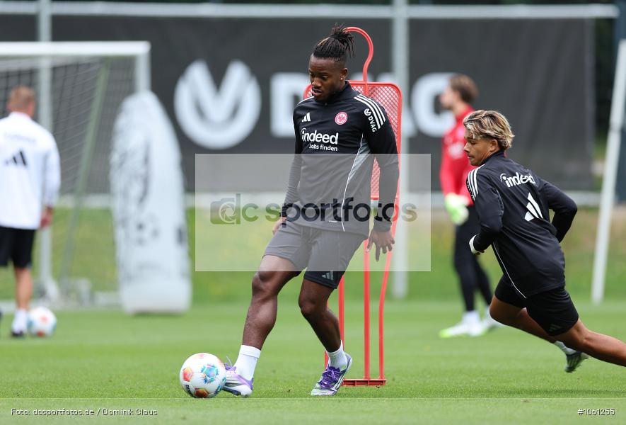 Eintracht Frankfurt, Training, Bundesliga, Voetball, Sport, Le Football, Germany, Futbol, Fotball, Fussball, Deutschland, DFL, DFB, Calcio, 2025/26, Saison 2025/2026 - Bild-ID: 1061255