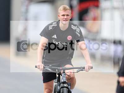 Fotos von Training Eintracht Frankfurt auf dcsportfotos.de