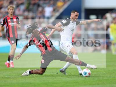 Fotos von FSV Frankfurt - Eintracht Frankfurt auf dcsportfotos.de