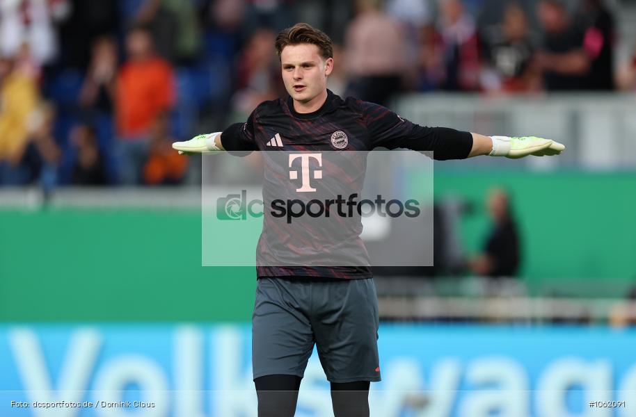 FC Bayern München, SV Wehen Wiesbaden, Pokal, DFB-Pokal, Voetball, Sport, Le Football, Germany, Futbol, Fotball, Fussball, Deutschland, DFL, DFB, Calcio, 2025/26, Saison 2025/2026 - Bild-ID: 1062091
