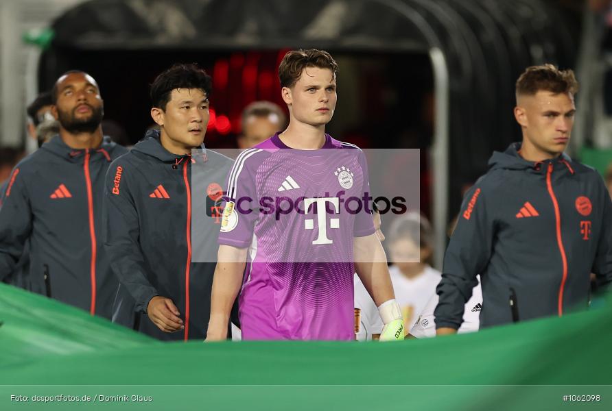 FC Bayern München, SV Wehen Wiesbaden, Pokal, DFB-Pokal, Voetball, Sport, Le Football, Germany, Futbol, Fotball, Fussball, Deutschland, DFL, DFB, Calcio, 2025/26, Saison 2025/2026 - Bild-ID: 1062098