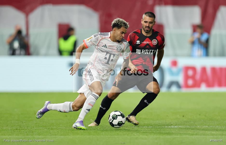 FC Bayern München, SV Wehen Wiesbaden, Pokal, DFB-Pokal, Voetball, Sport, Le Football, Germany, Futbol, Fotball, Fussball, Deutschland, DFL, DFB, Calcio, 2025/26, Saison 2025/2026 - Bild-ID: 1062101